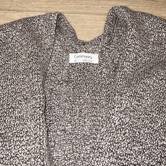 Aritzia/Community - XXS salt pepper cape cardigan - Picture 2 of 2